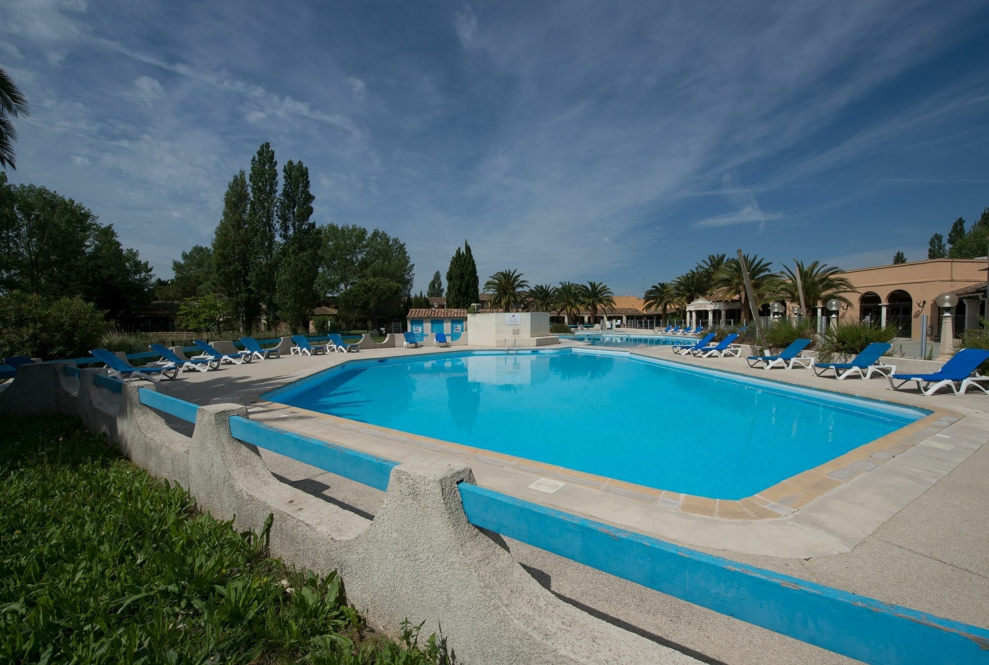 Aparthotel Adonis Arles By Olydea Exterior foto